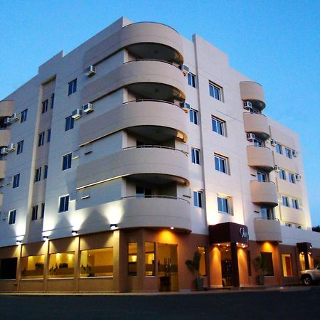 Olimpo Hotel & Suites Itaugua Bagian luar foto
